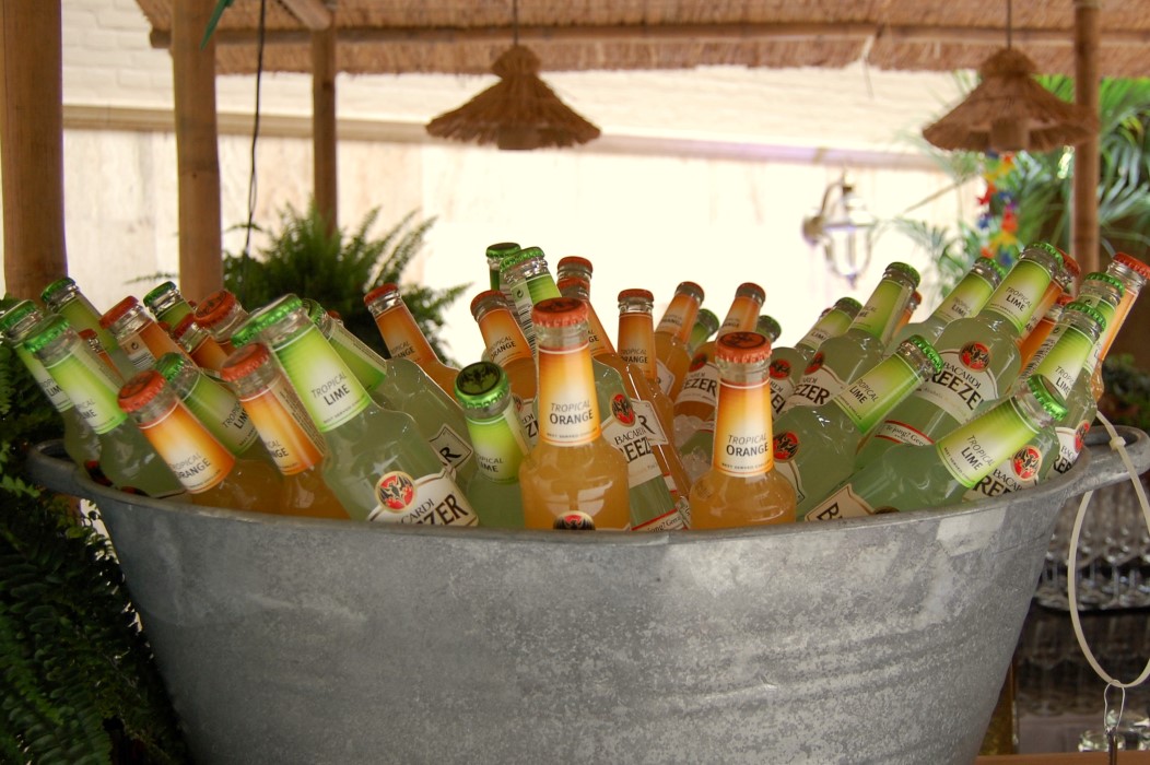 tropisch personeelsfeest festival jubileumfeest