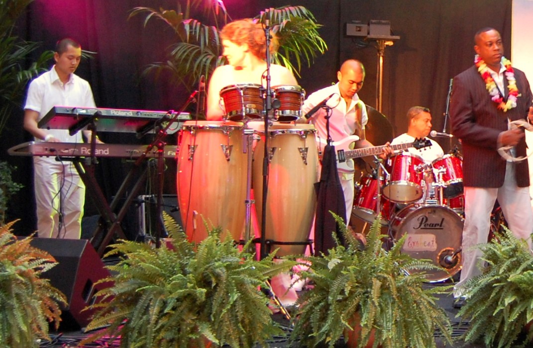 tropische band swingende-muziek